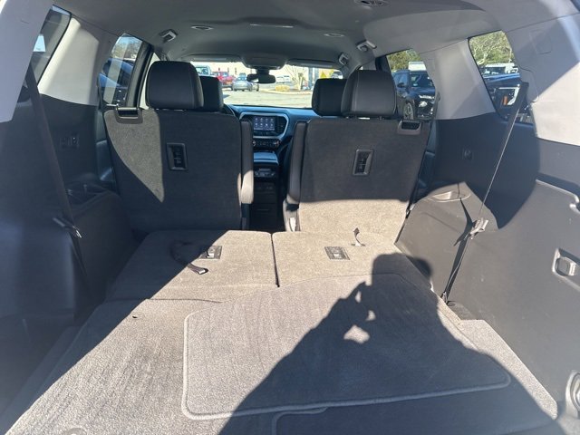 Used 2023 GMC Acadia SLT w/ Elevation Edition image 28