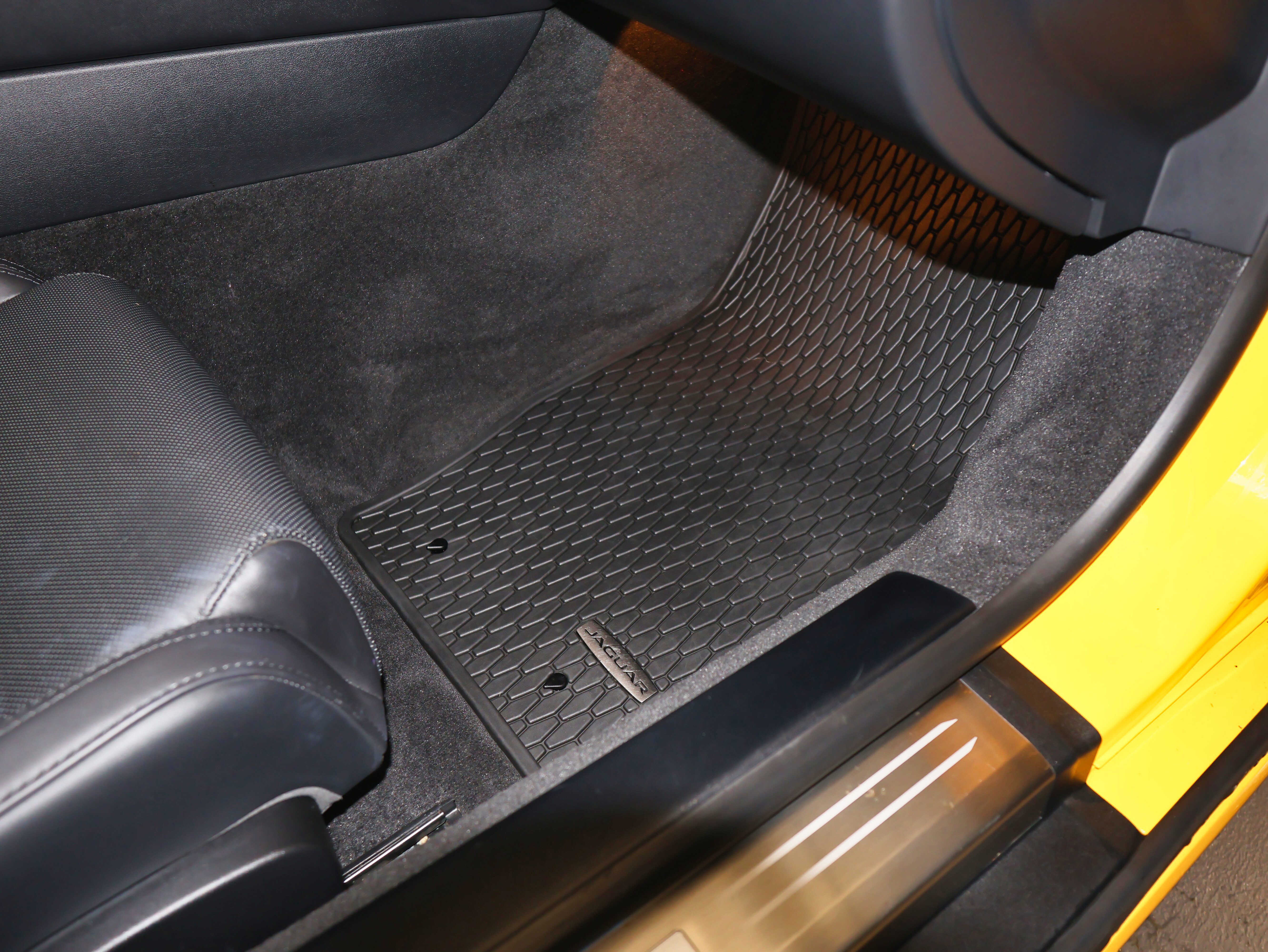 Used 2021 Jaguar F-TYPE R-Dynamic image 42