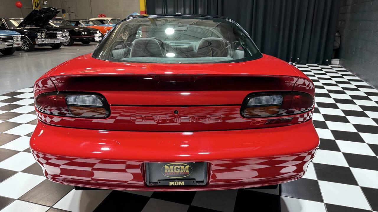 Used 1998 Chevrolet Camaro Z28 w/ Preferred Equipment Group 2 RWD image 10