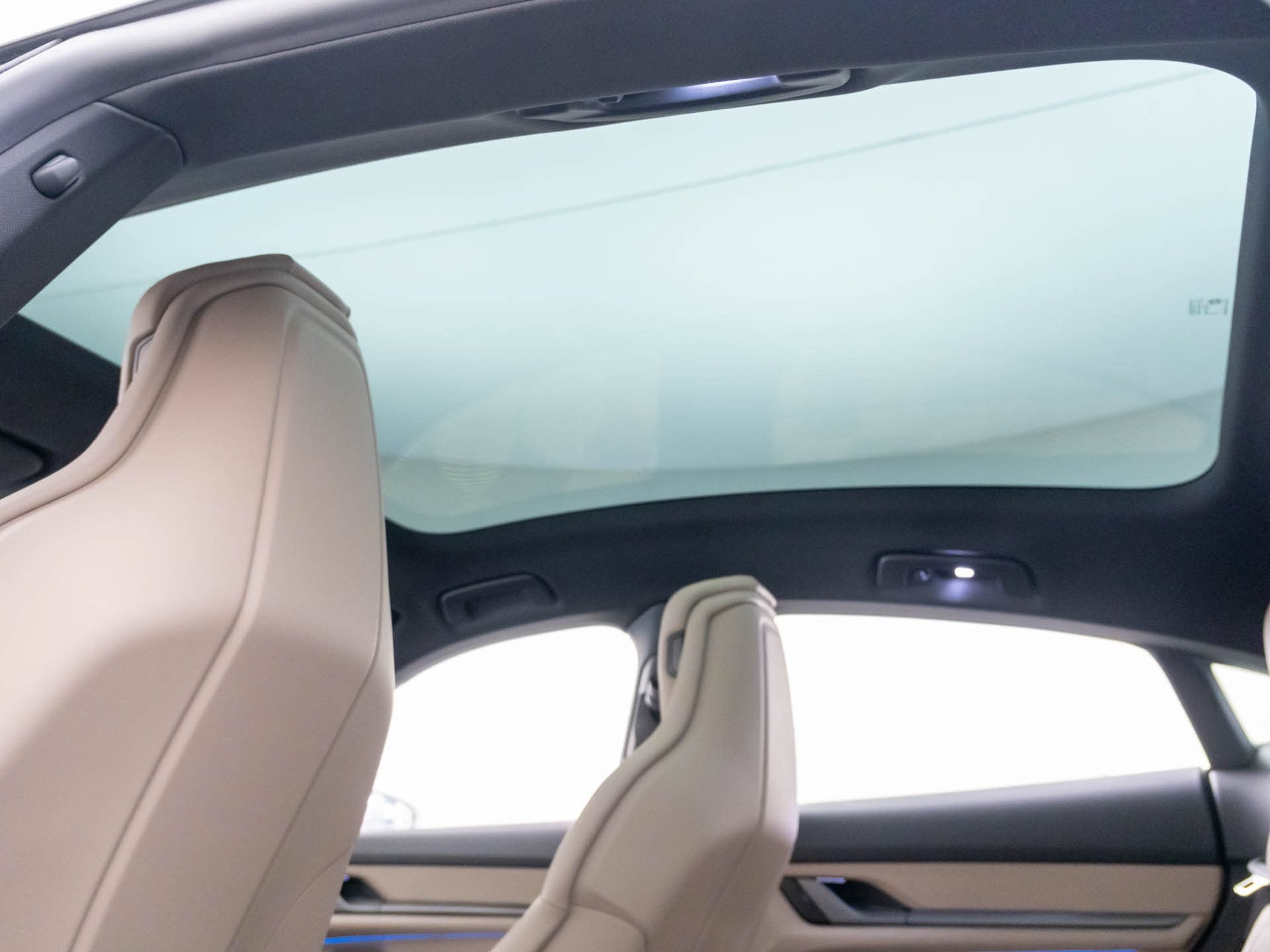 New 2026 Porsche Taycan AWD/4WD image 18