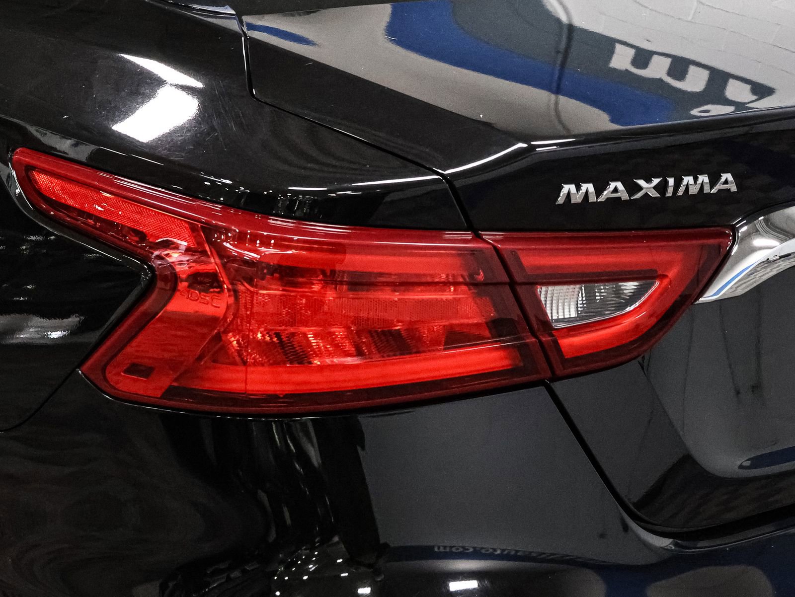 Used 2018 Nissan Maxima Platinum FWD image 15