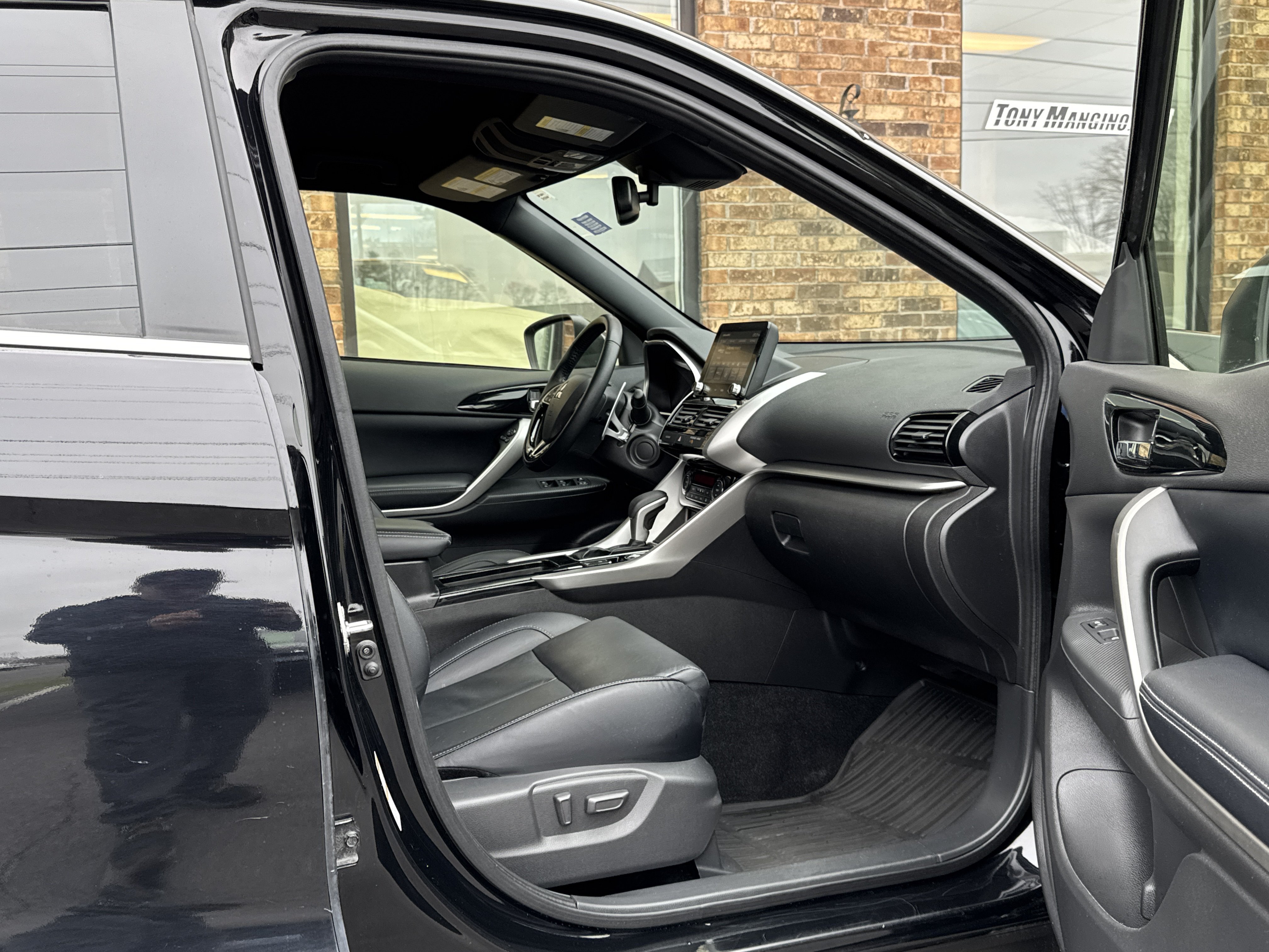 Used 2024 Mitsubishi Eclipse Cross SEL AWD/4WD image 13