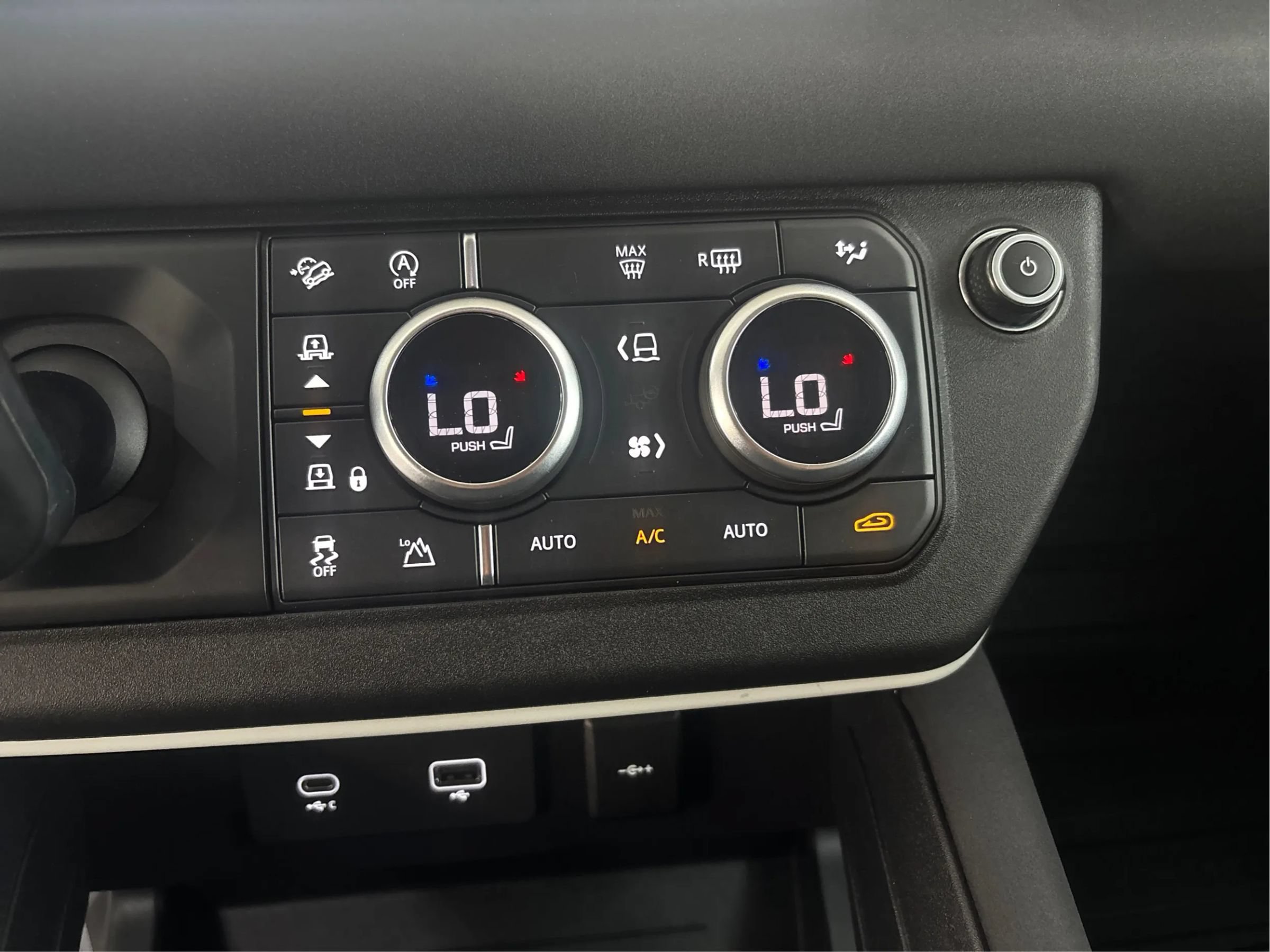 Used 2020 Land Rover Defender 110 AWD/4WD image 36