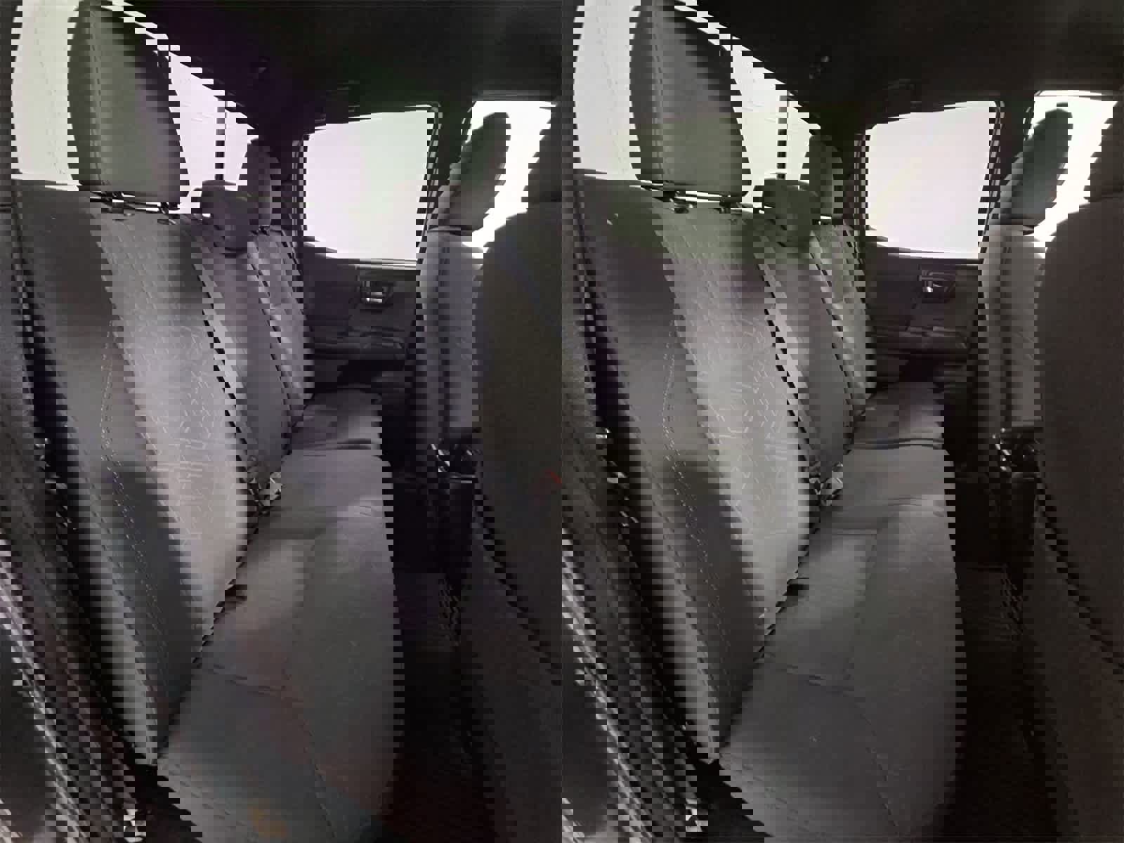 Used 2018 Toyota Tacoma TRD Off-Road image 20