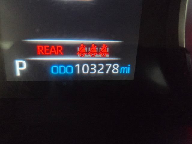 Used 2021 Toyota RAV4 XLE Premium FWD image 28