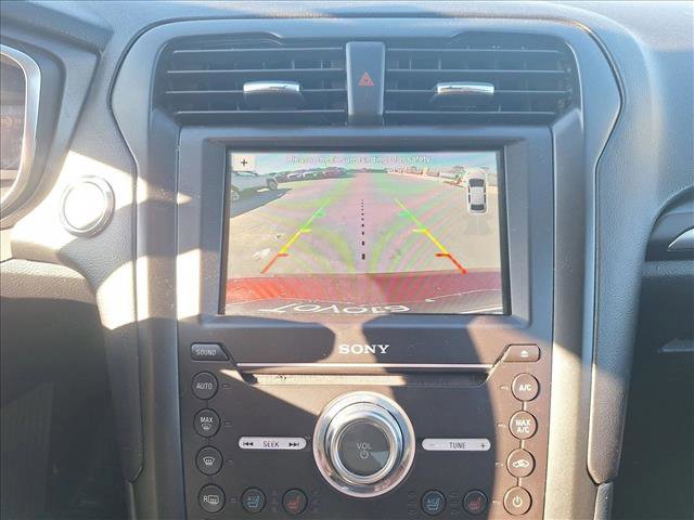 Used 2018 Ford Fusion Titanium image 13