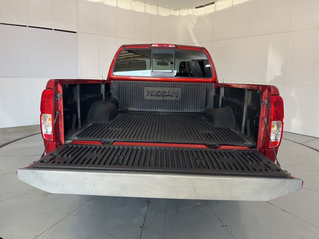 Used 2018 Nissan Frontier SV image 12