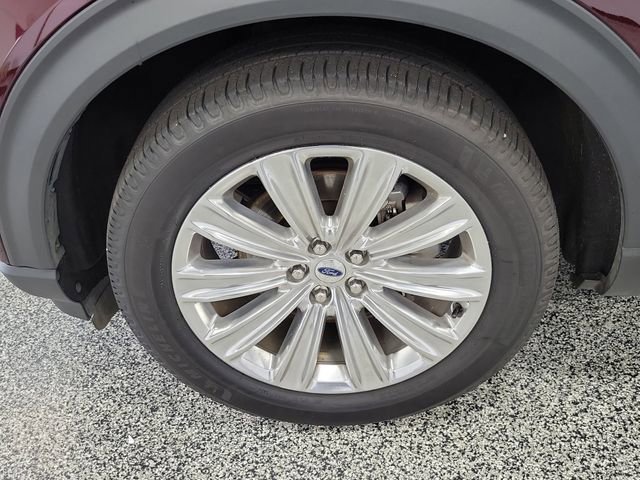 Certified 2022 Ford Explorer Limited w/ Equipment Group 301A image 5