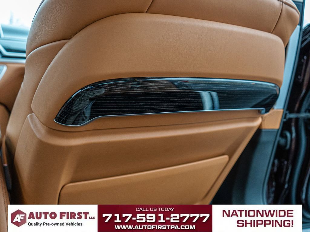 Used 2020 BMW 750i xDrive w/ Autobahn Package image 28