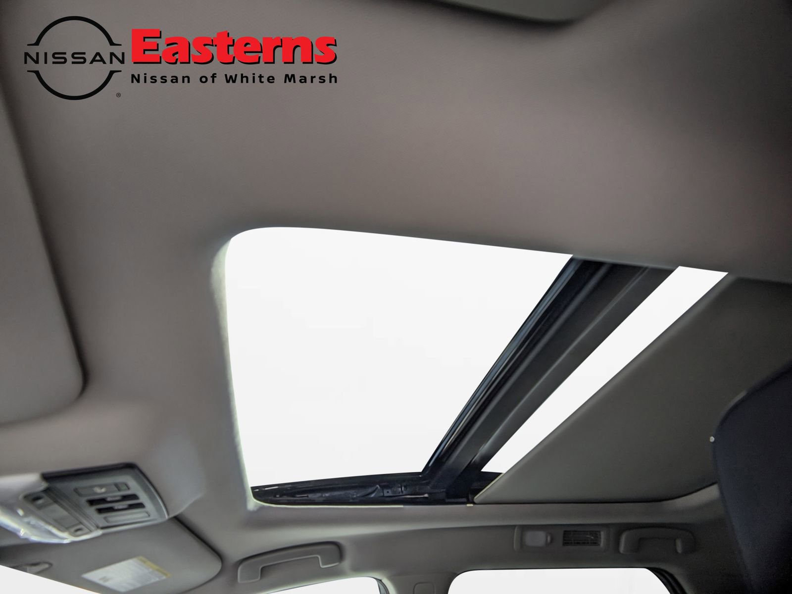 New 2026 Nissan Pathfinder Platinum image 22