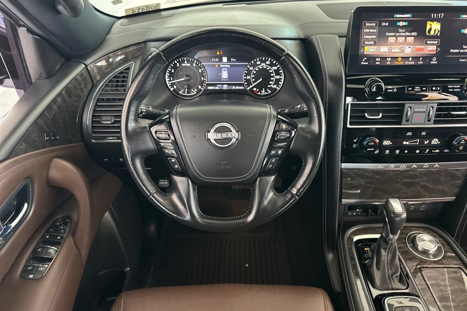 Used 2023 Nissan Armada Platinum w/ Captain's Chairs Package AWD/4WD image 17