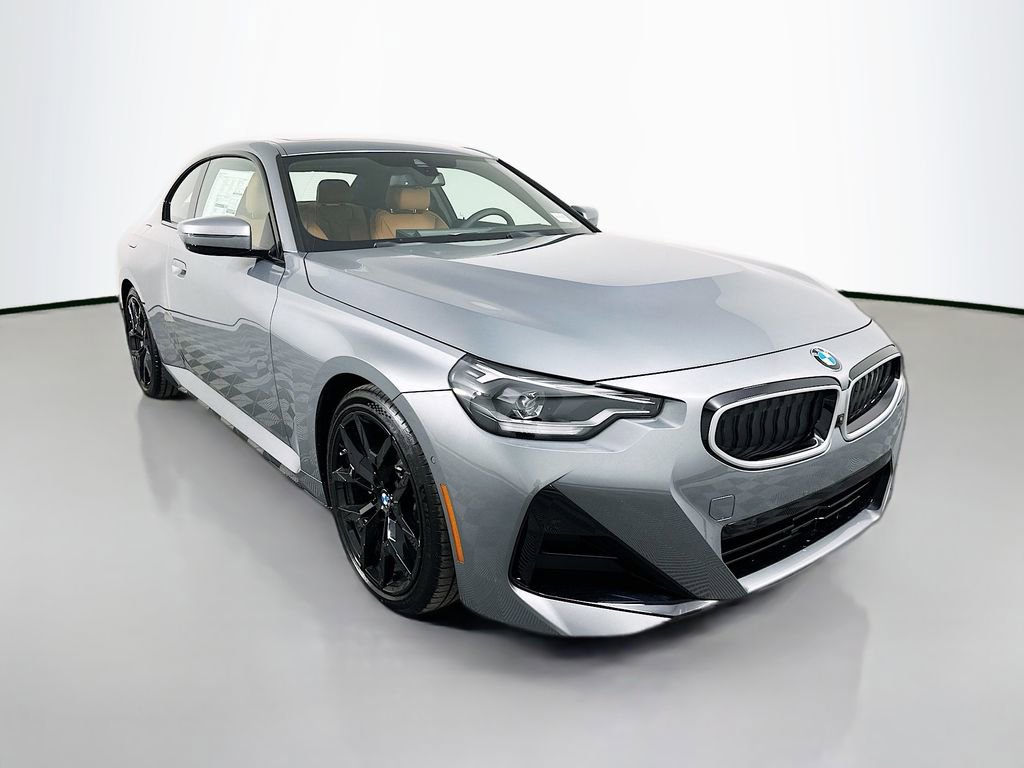 Used 2026 BMW 230i Coupe w/ M Sport Package image 3