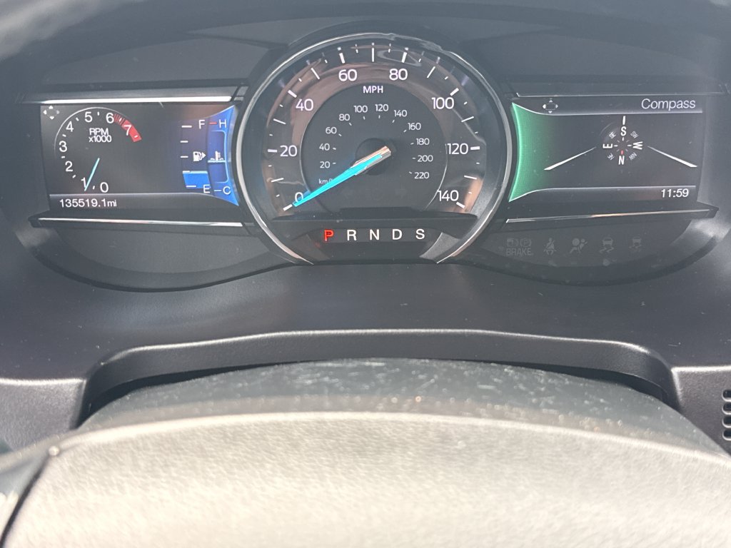 Used 2017 Ford Explorer XLT w/ Equipment Group 202A FWD image 17