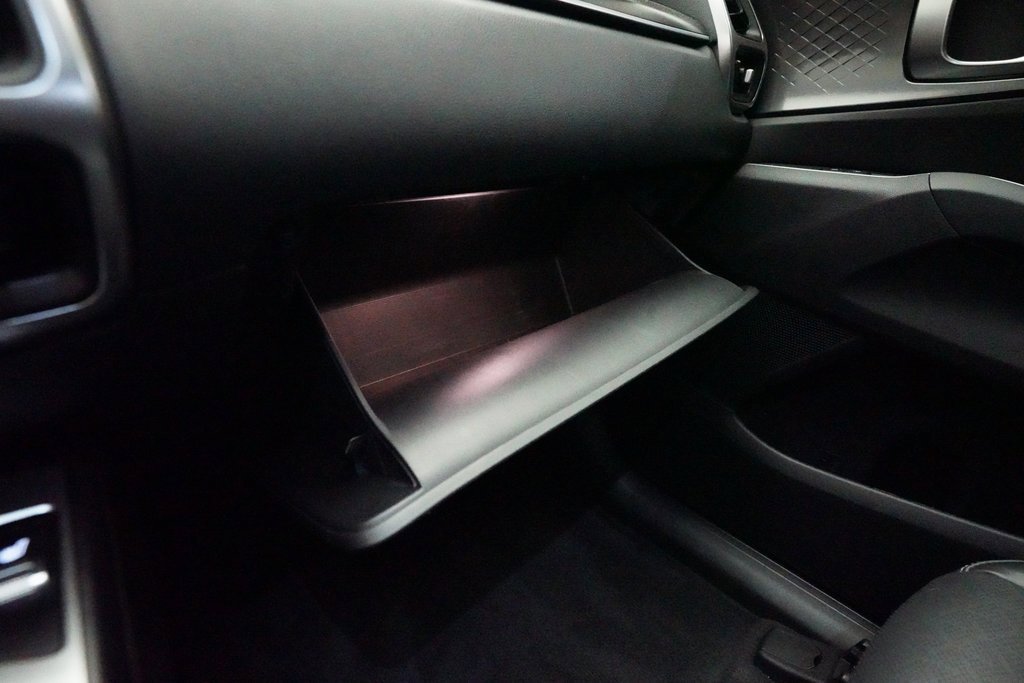 Certified 2022 Kia Sorento S w/ Panoramic Sunroof Package image 29