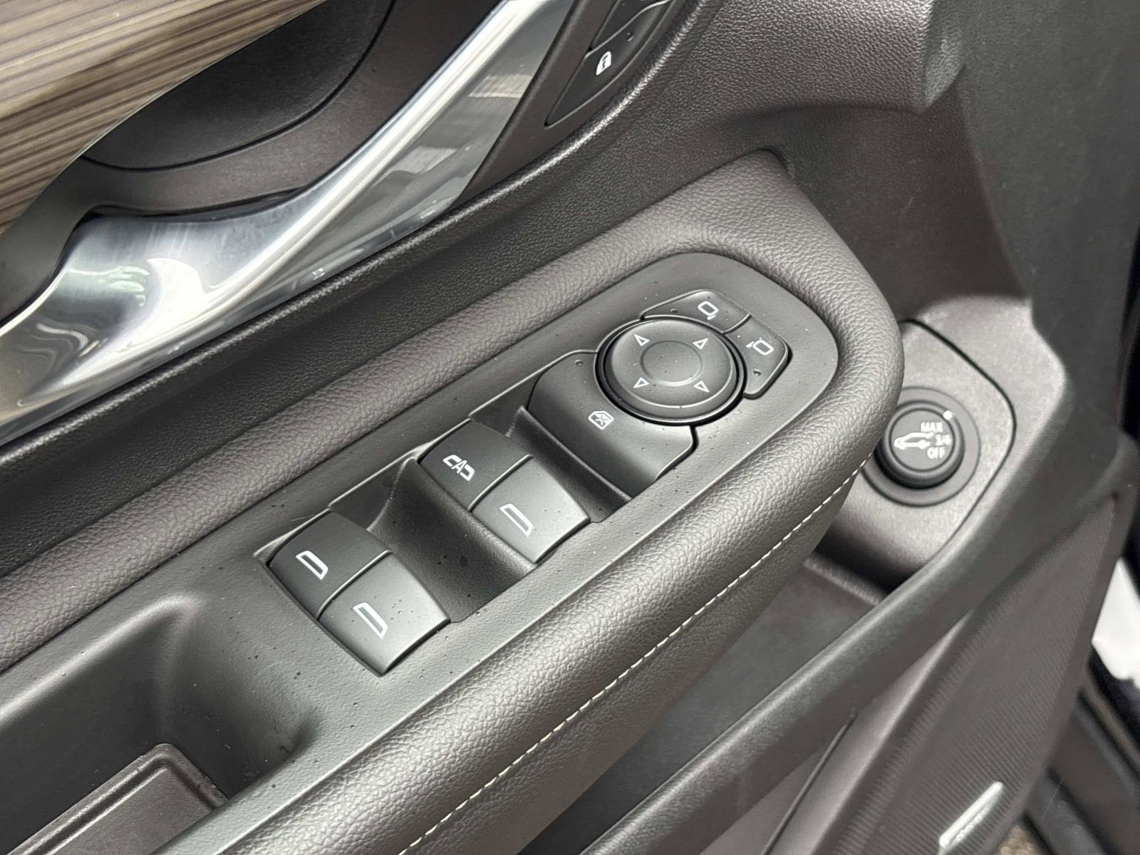 Certified 2022 GMC Terrain Denali w/ Denali Premium Package image 14