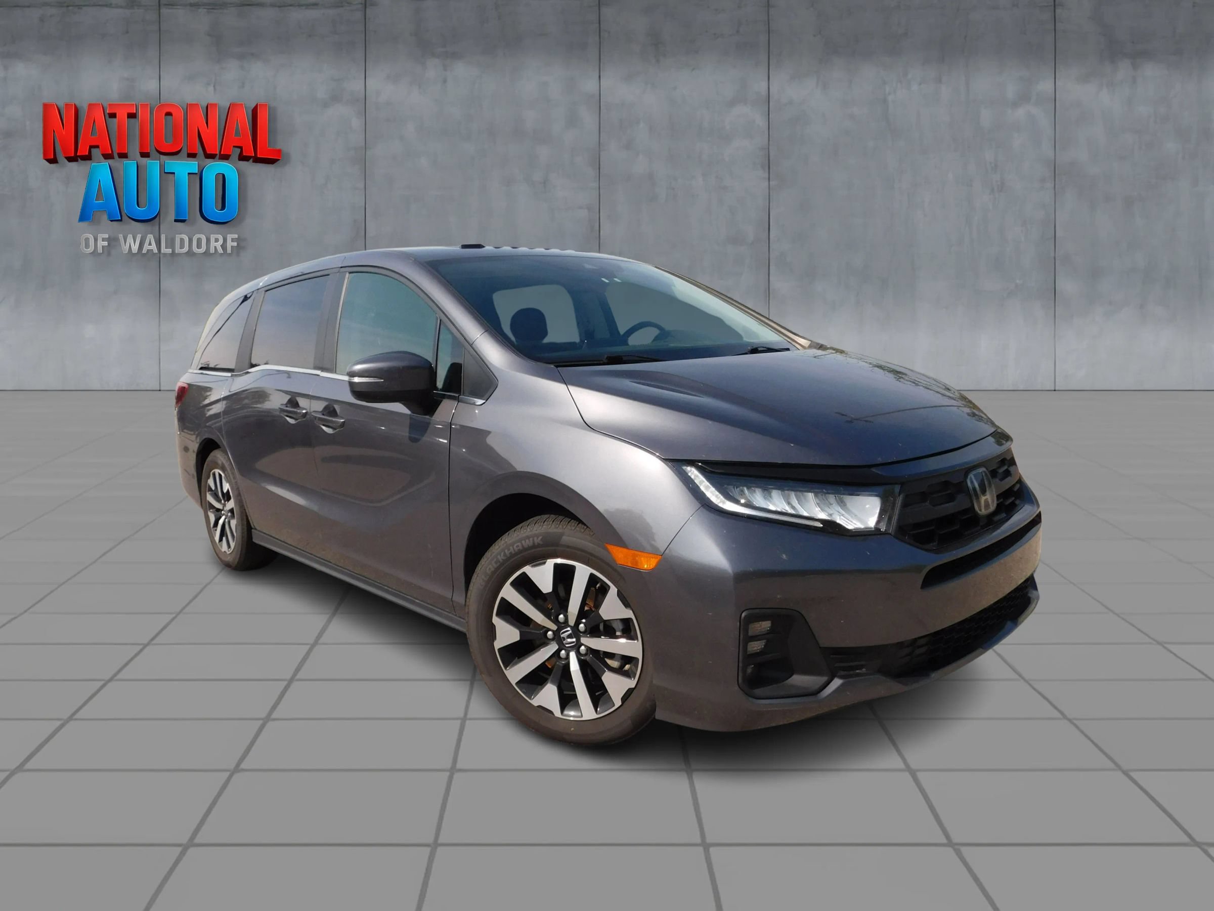 Used 2025 Honda Odyssey EX-L image 1