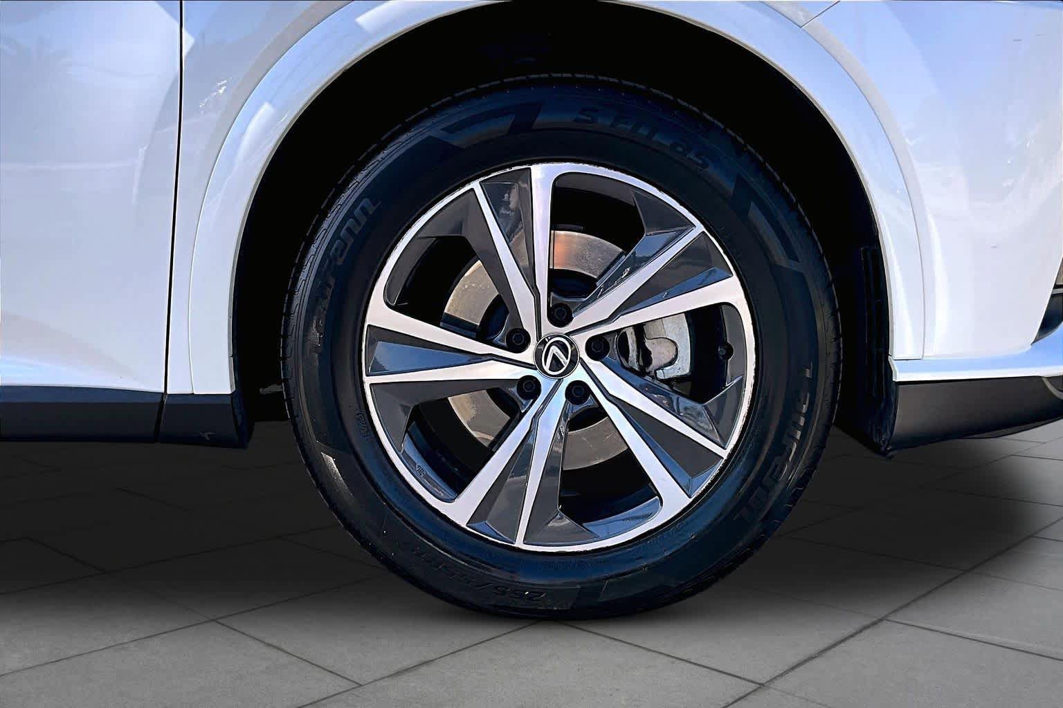 Used 2023 Lexus RX 350 Premium FWD image 10