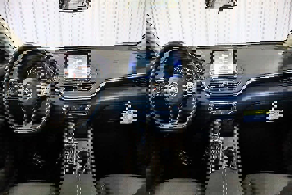 New 2025 Nissan Altima 2.5 S image 13