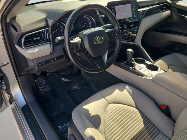 Used 2023 Toyota Camry SE w/ Convenience Package FWD image 19