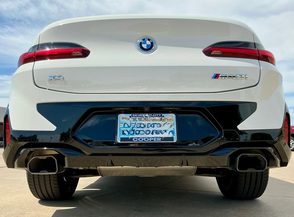 Used 2022 BMW X4 M40i AWD/4WD image 15