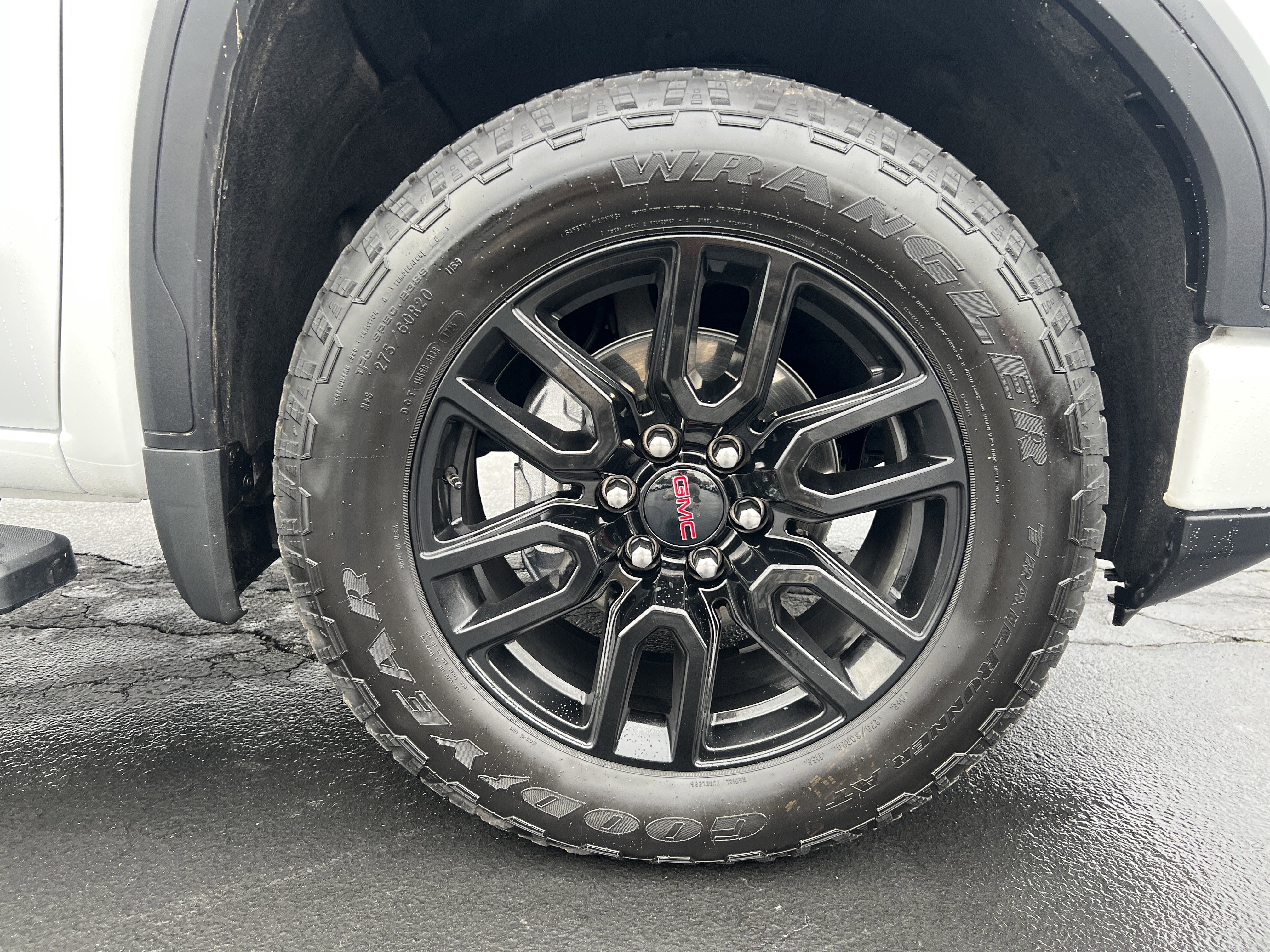 Certified 2025 GMC Sierra 1500 Pro w/ Graphite Edition image 11