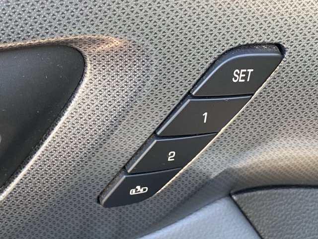 Used 2019 Chevrolet Traverse Premier AWD/4WD image 21