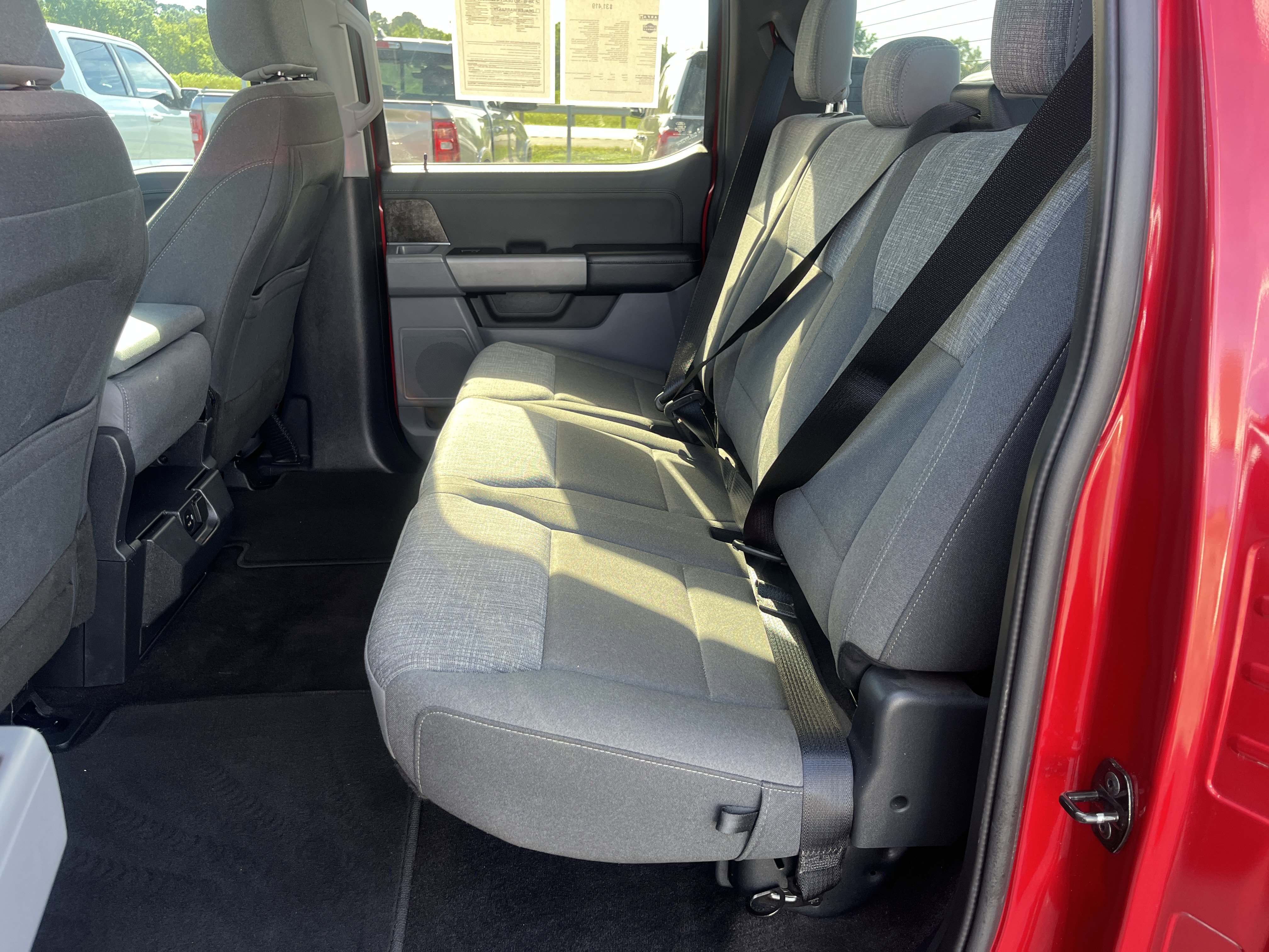 Used 2022 Ford F150 XLT w/ Equipment Group 302A High image 32