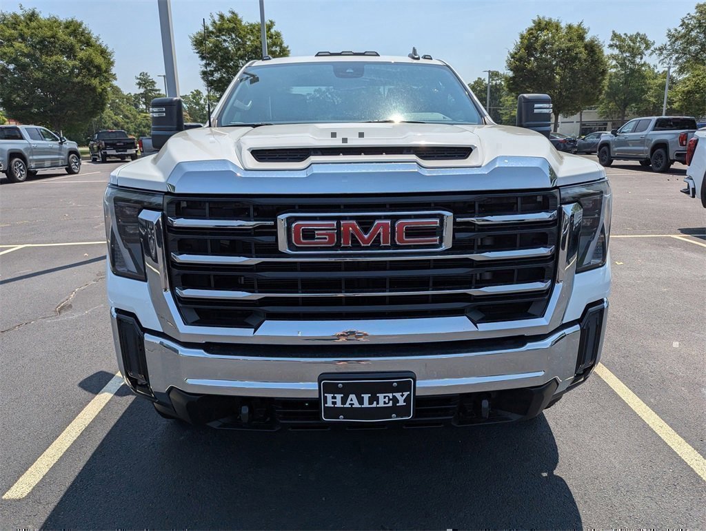 New 2025 GMC Sierra 2500 SLE w/ SLE Convenience Package image 3
