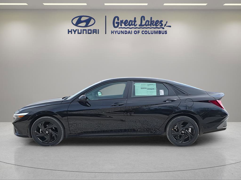 New 2026 Hyundai Elantra Sport FWD image 2