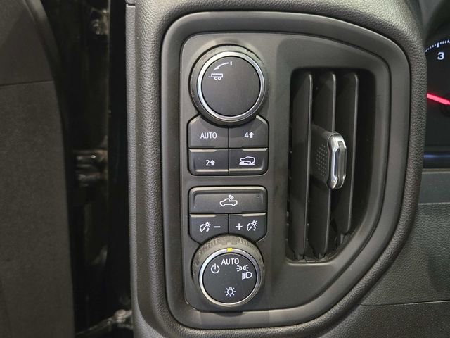 Certified 2024 Chevrolet Silverado 1500 Custom image 27