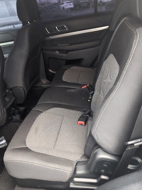 Used 2018 Ford Explorer XLT w/ Equipment Group 201A image 13