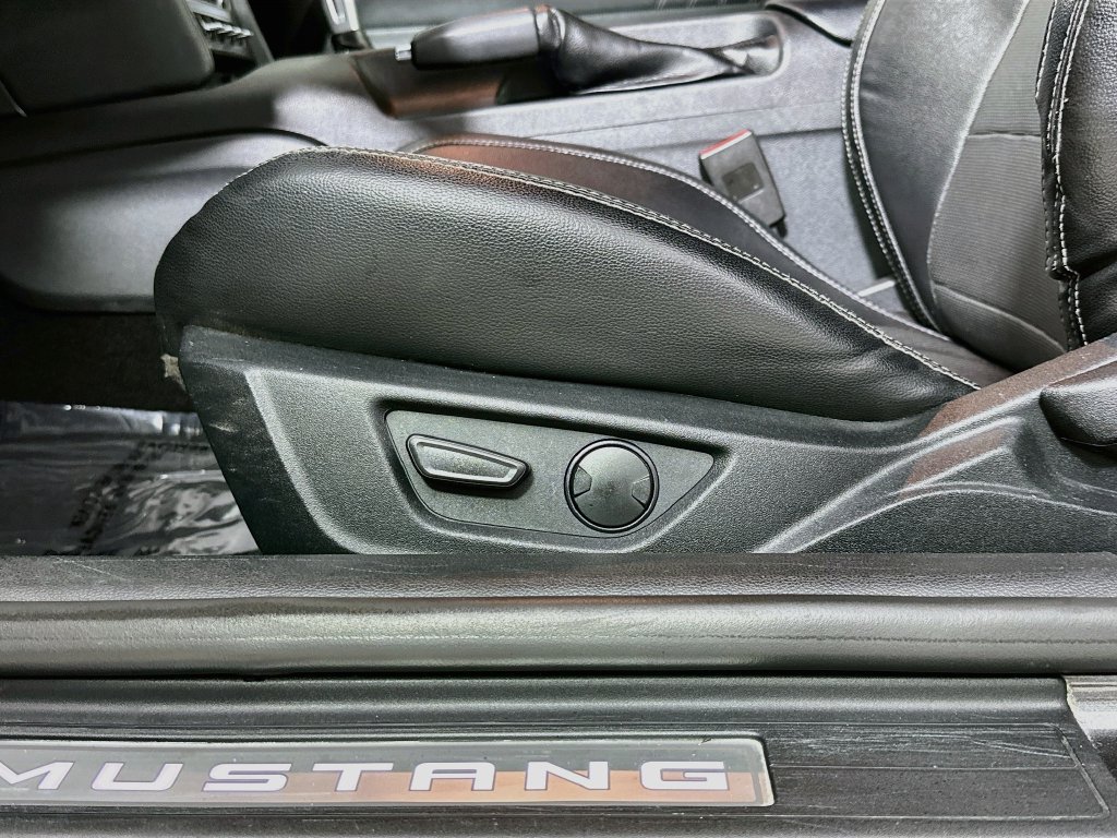 Used 2020 Ford Mustang GT Premium RWD image 22