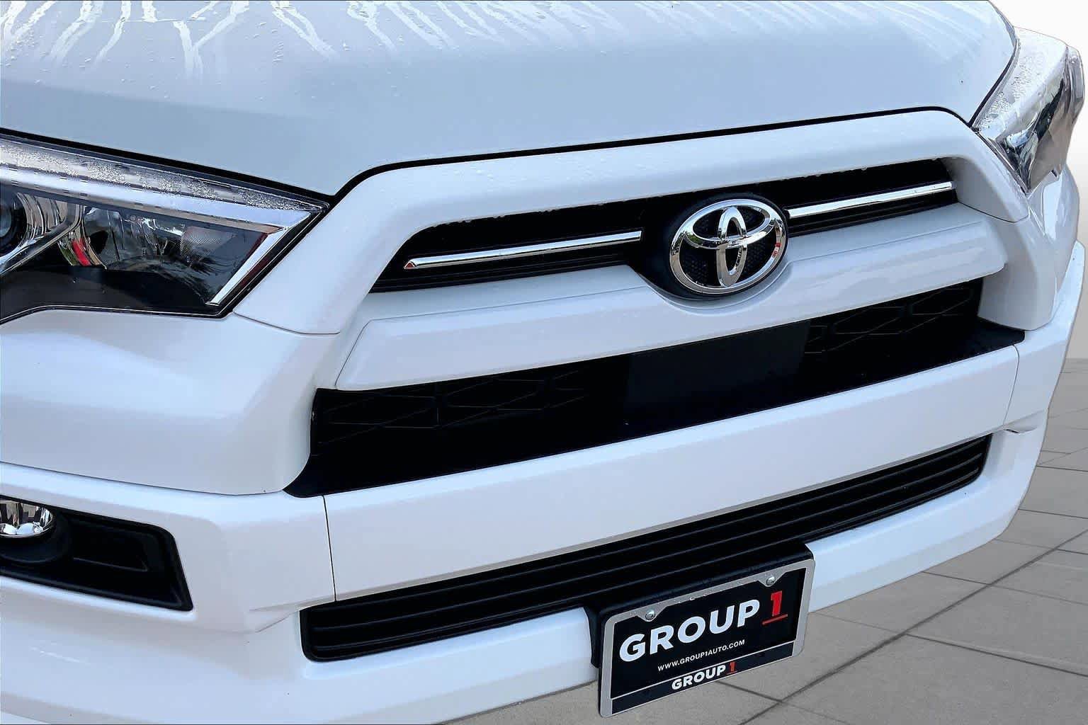 Used 2024 Toyota 4Runner TRD Sport AWD/4WD image 29