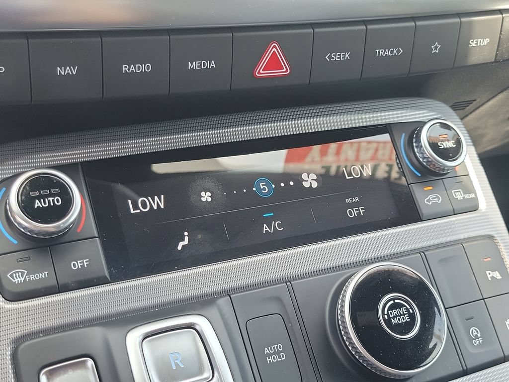 Used 2023 Hyundai Palisade Calligraphy FWD image 27