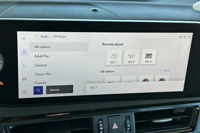 Used 2025 Lexus ES 300h w/ Premium Package FWD image 21