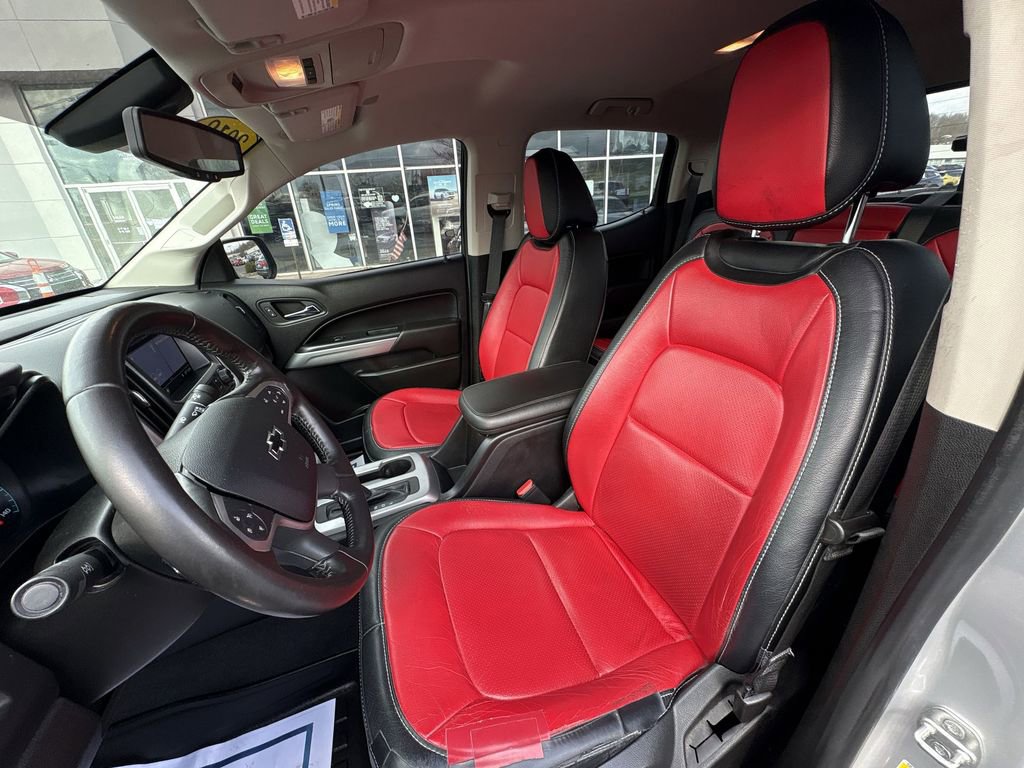 Used 2019 Chevrolet Colorado LT w/ LT Convenience Package image 13