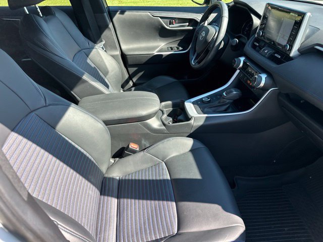Used 2021 Toyota RAV4 XSE AWD/4WD image 27