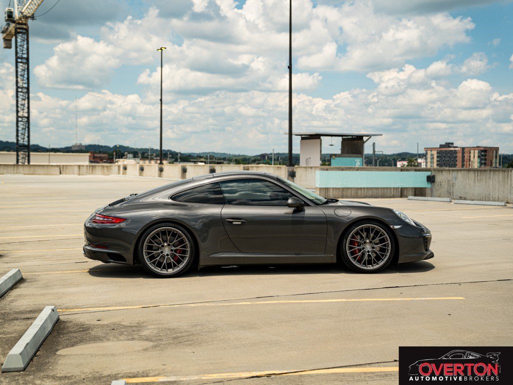 Used 2017 Porsche 911 Carrera S RWD image 3