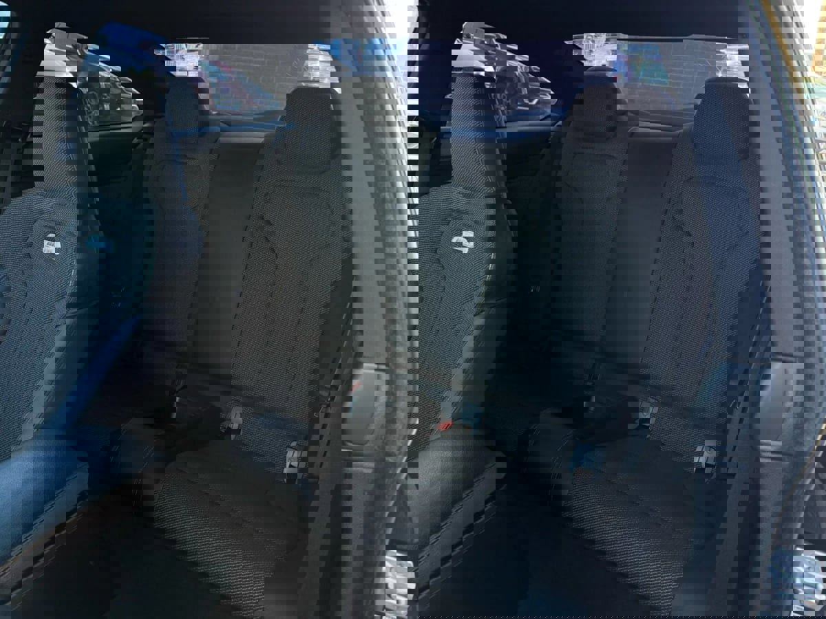 Used 2017 BMW M4 Coupe image 40