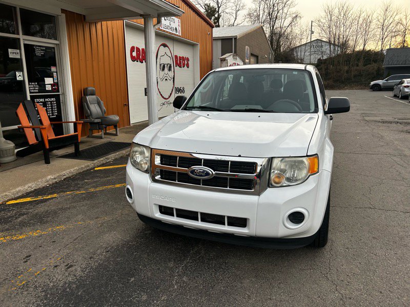 Used 2011 Ford Escape XLS w/ 101A Rapid Spec Order Code image 2