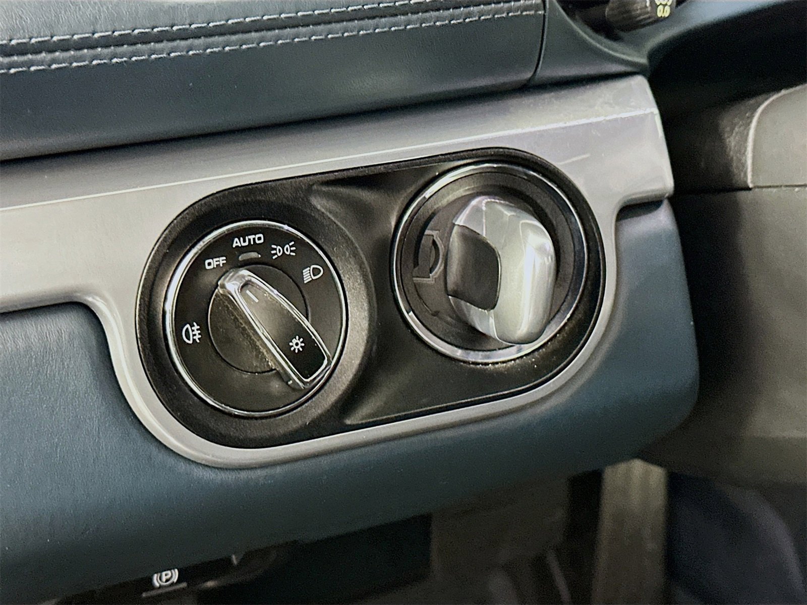 Used 2018 Porsche 718 Cayman image 10