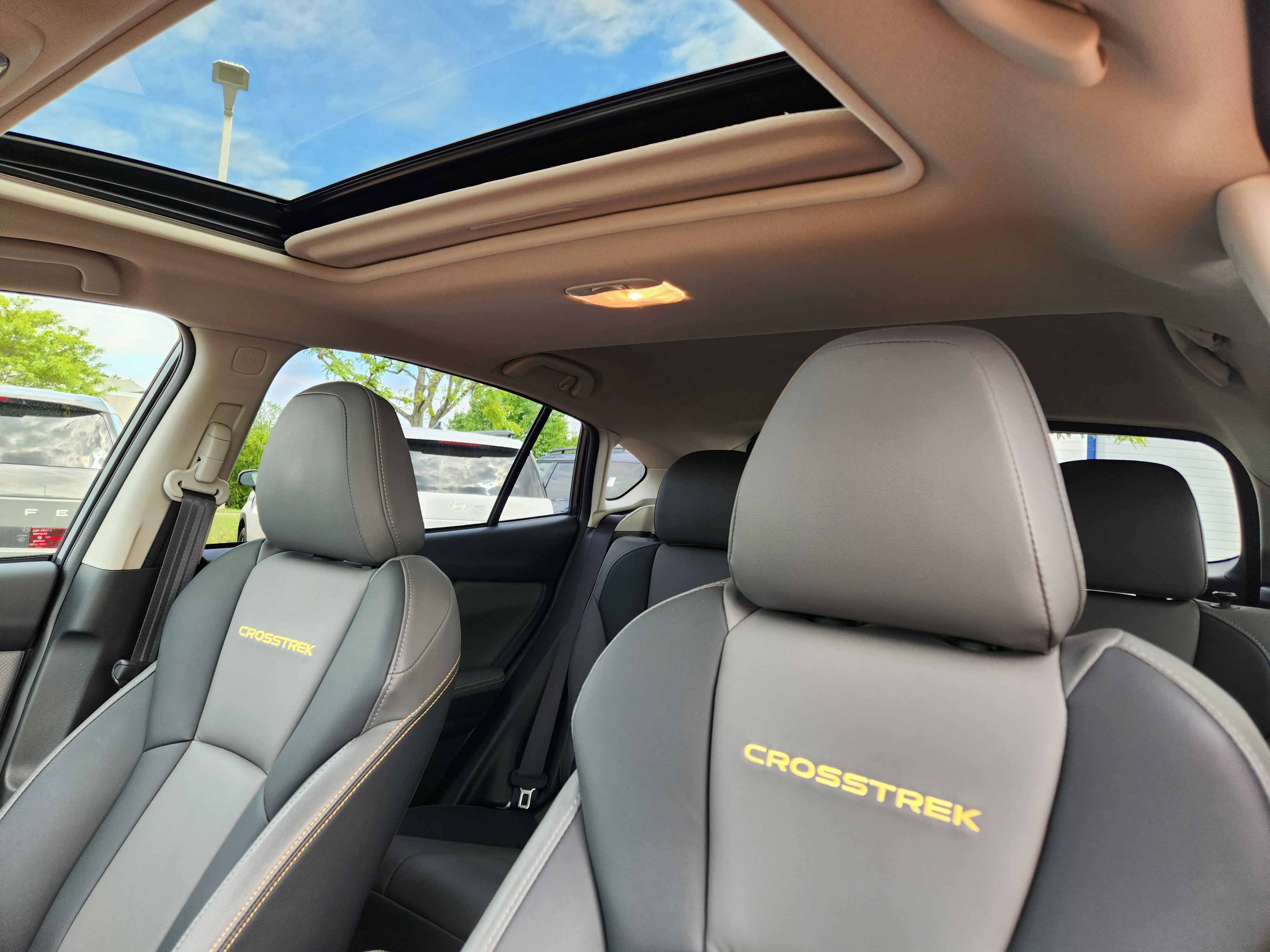 Used 2022 Subaru Crosstrek 2.5i Sport w/ Moonroof Package AWD/4WD image 12