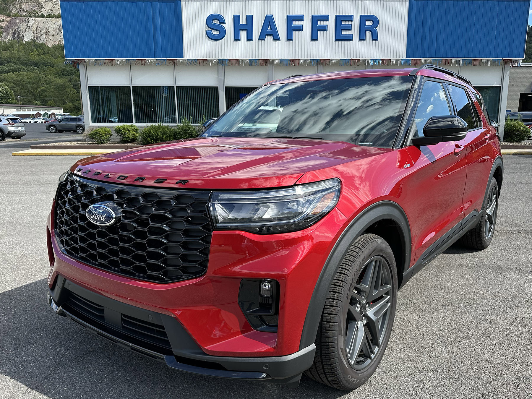 New 2025 Ford Explorer ST-Line w/ Premium Package