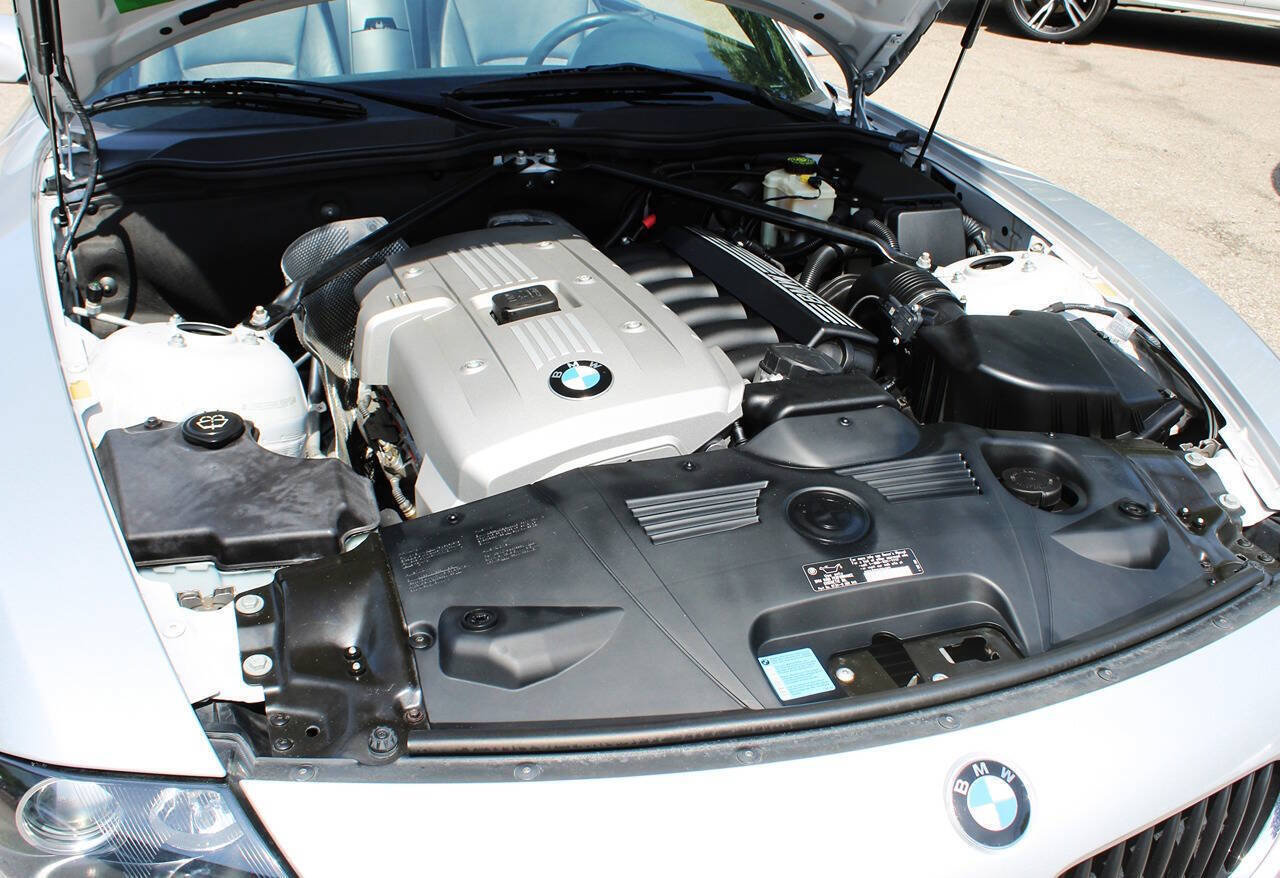 Used 2006 BMW Z4 3.0i RWD image 16