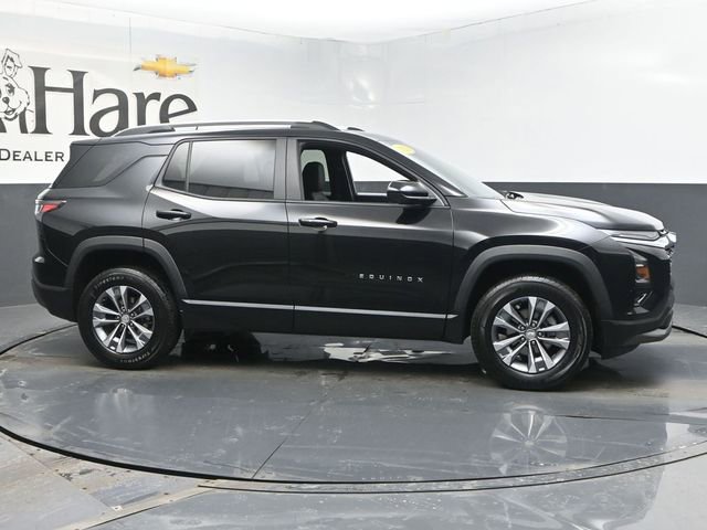 Used 2025 Chevrolet Equinox LT w/ Convenience Package II image 1