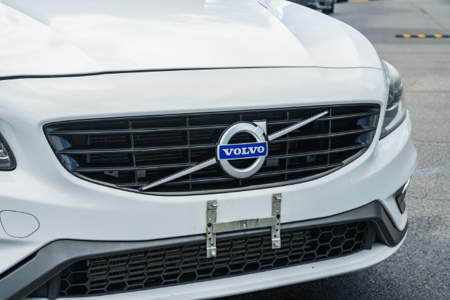 Used 2017 Volvo S60 T5 Dynamic w/ Protection Package FWD image 11