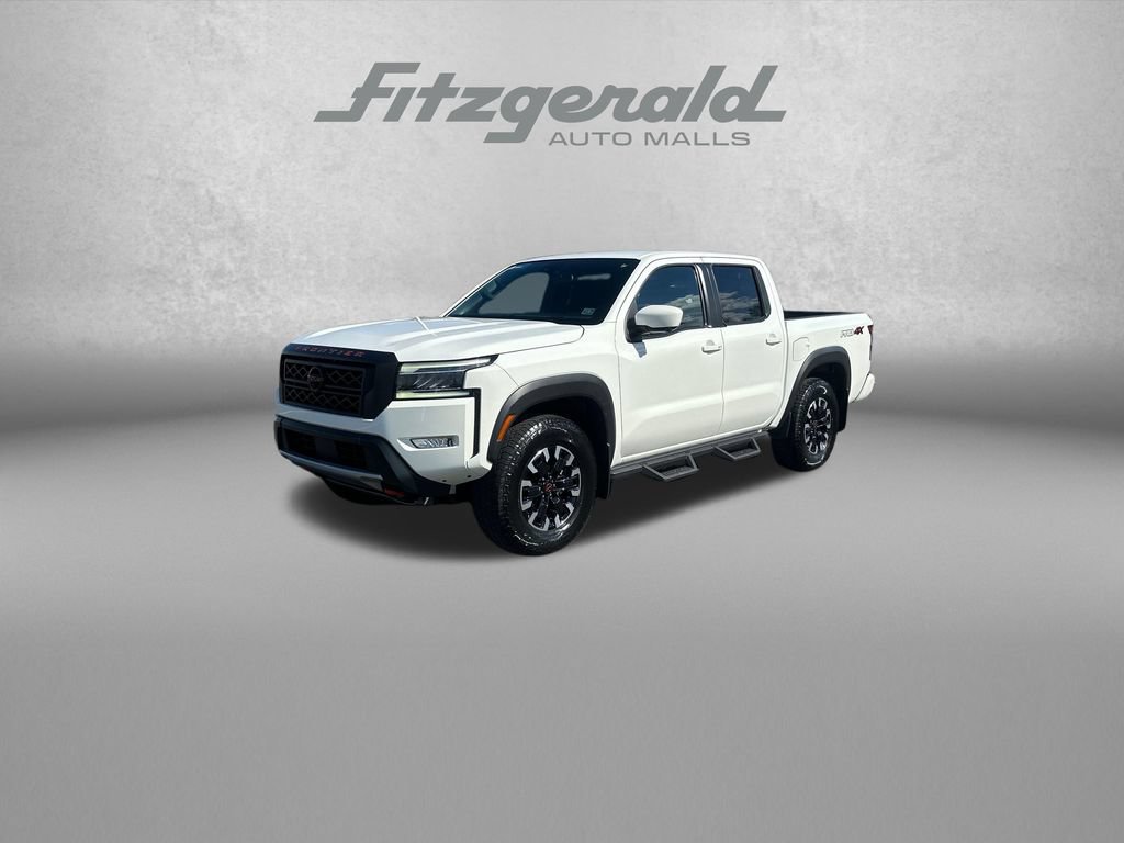 Used 2022 Nissan Frontier PRO-4X AWD/4WD image 3