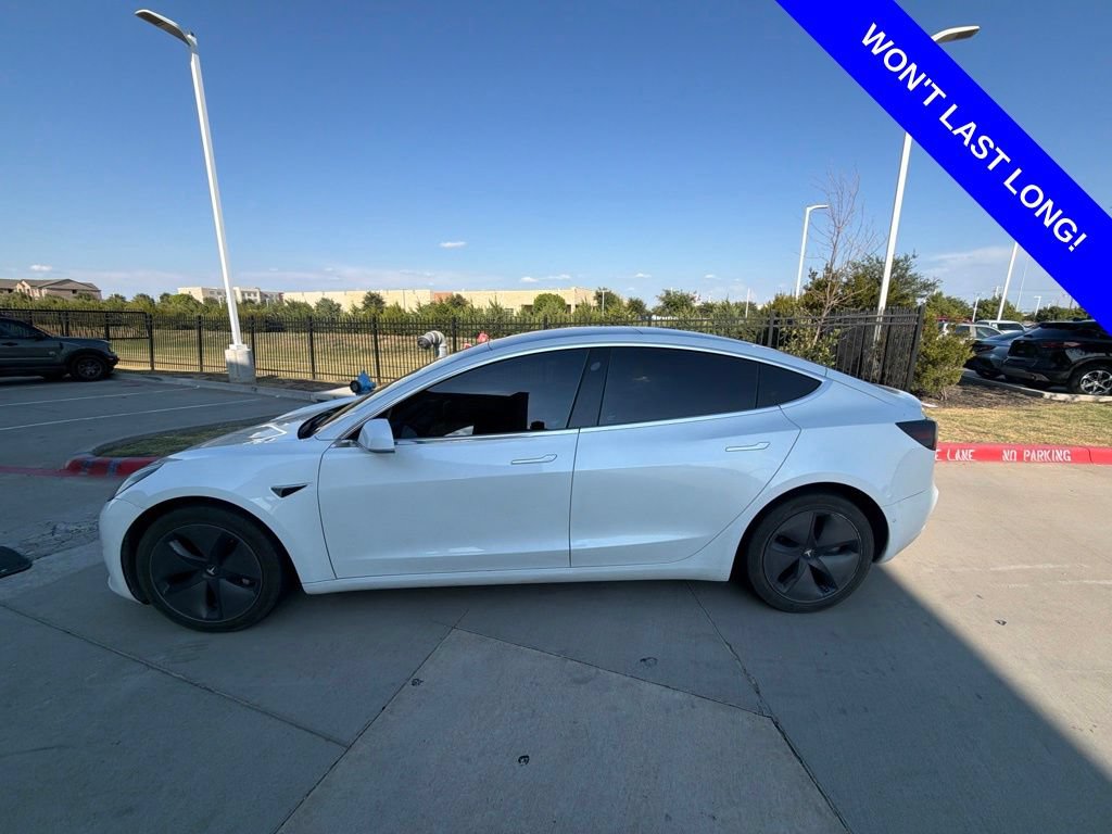 Used 2018 Tesla Model 3 Long Range RWD image 2