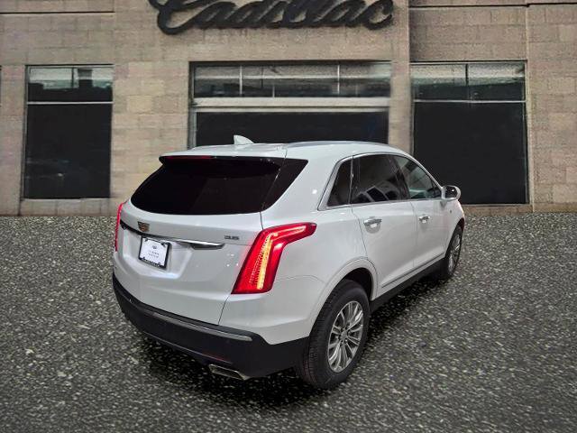 Used 2018 Cadillac XT5 Luxury w/ Driver Awareness Package AWD/4WD image 5
