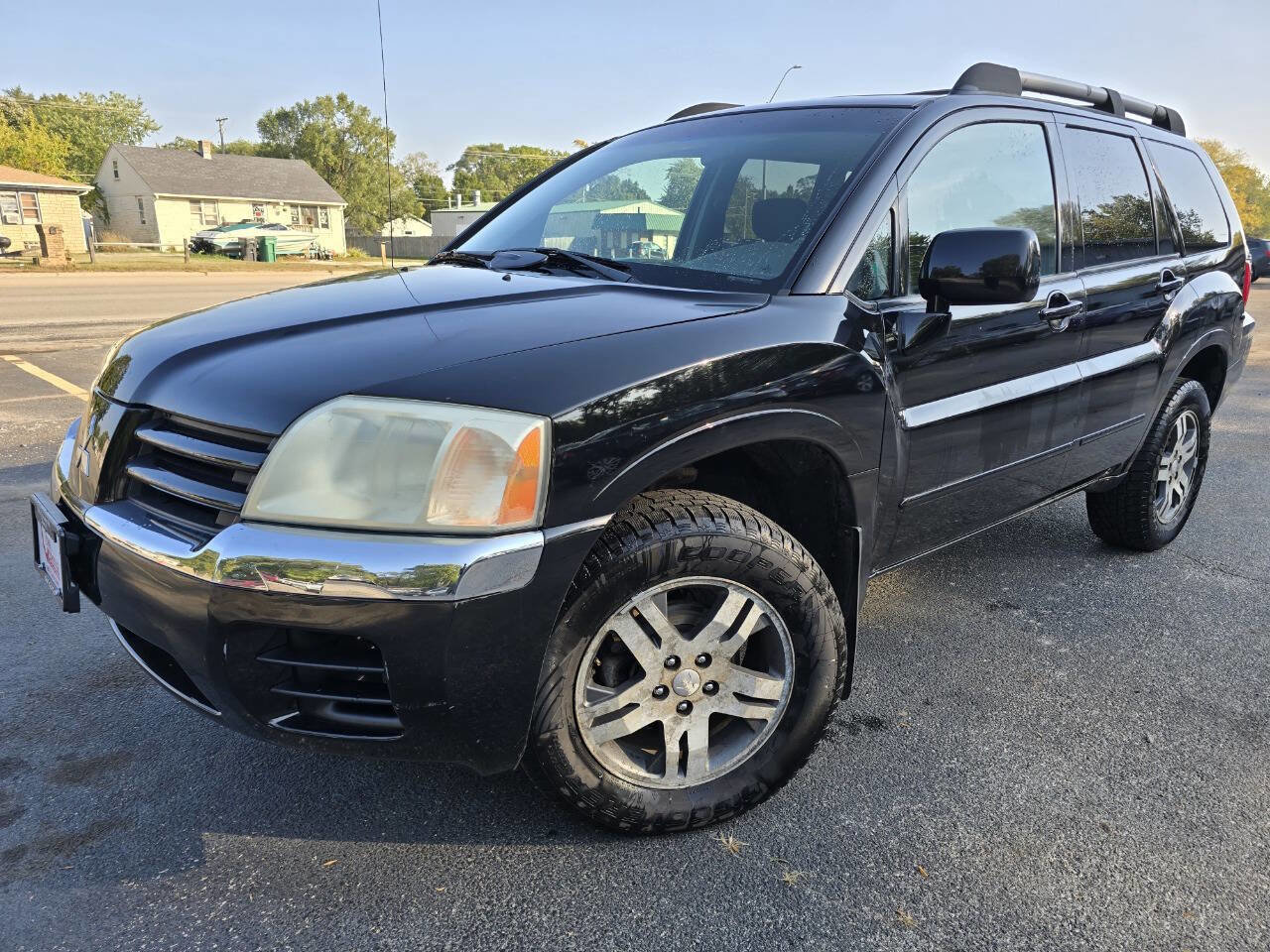 Used 2004 Mitsubishi Endeavor XLS image 1